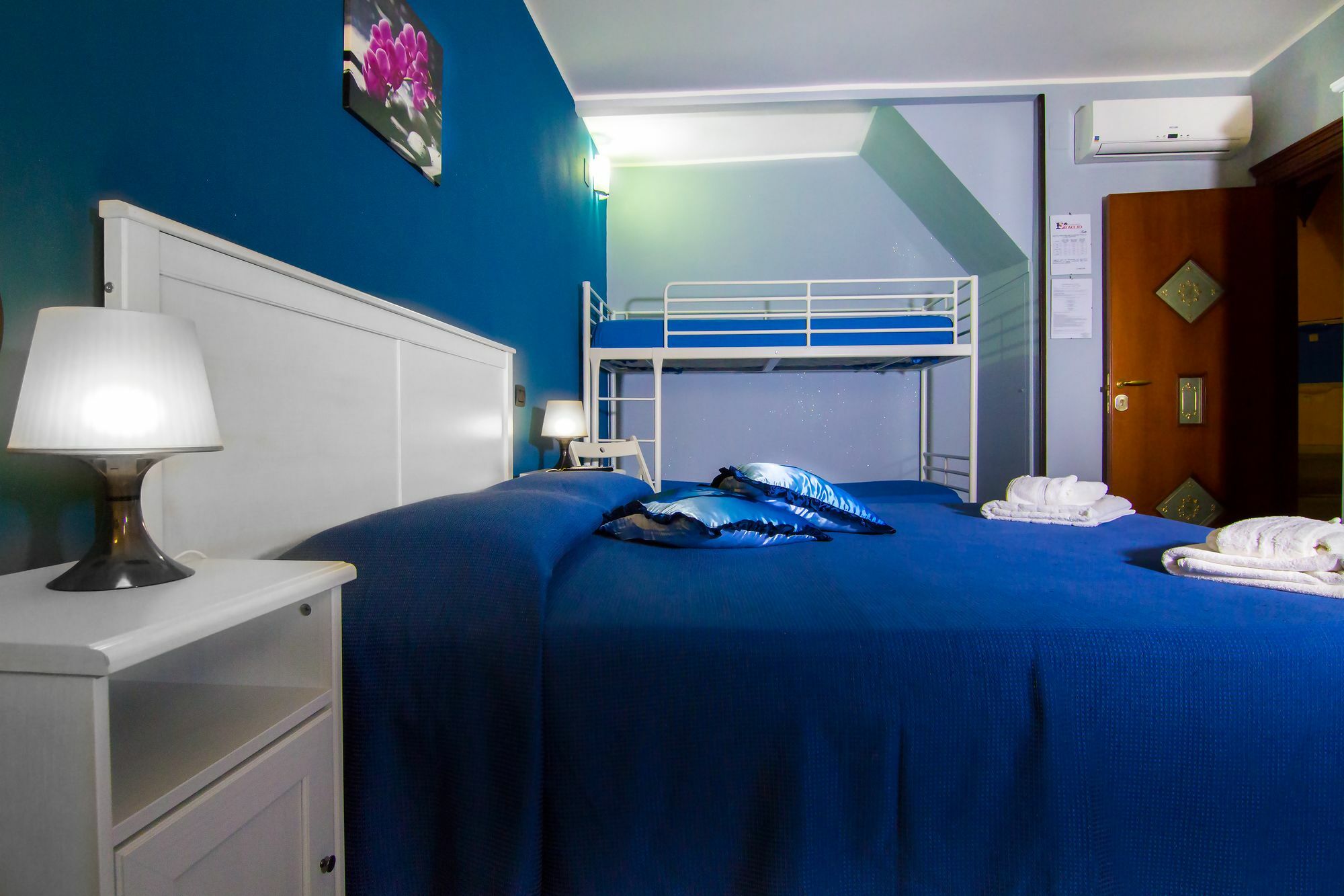 B&B Eraclio Suite Barletta Exteriér fotografie